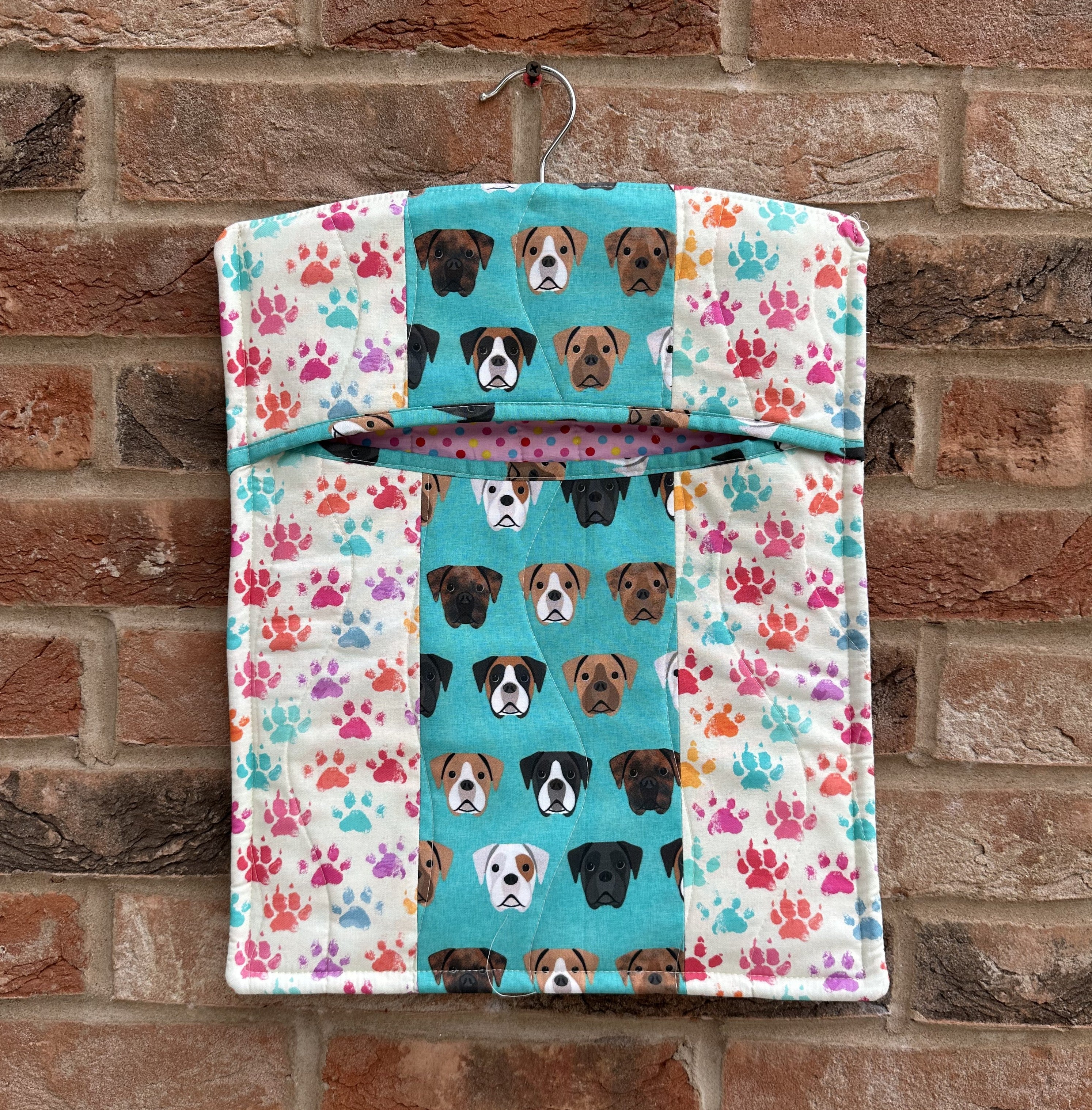 Boxer Dog Quilted Peg Bag – Pink or Turquoise