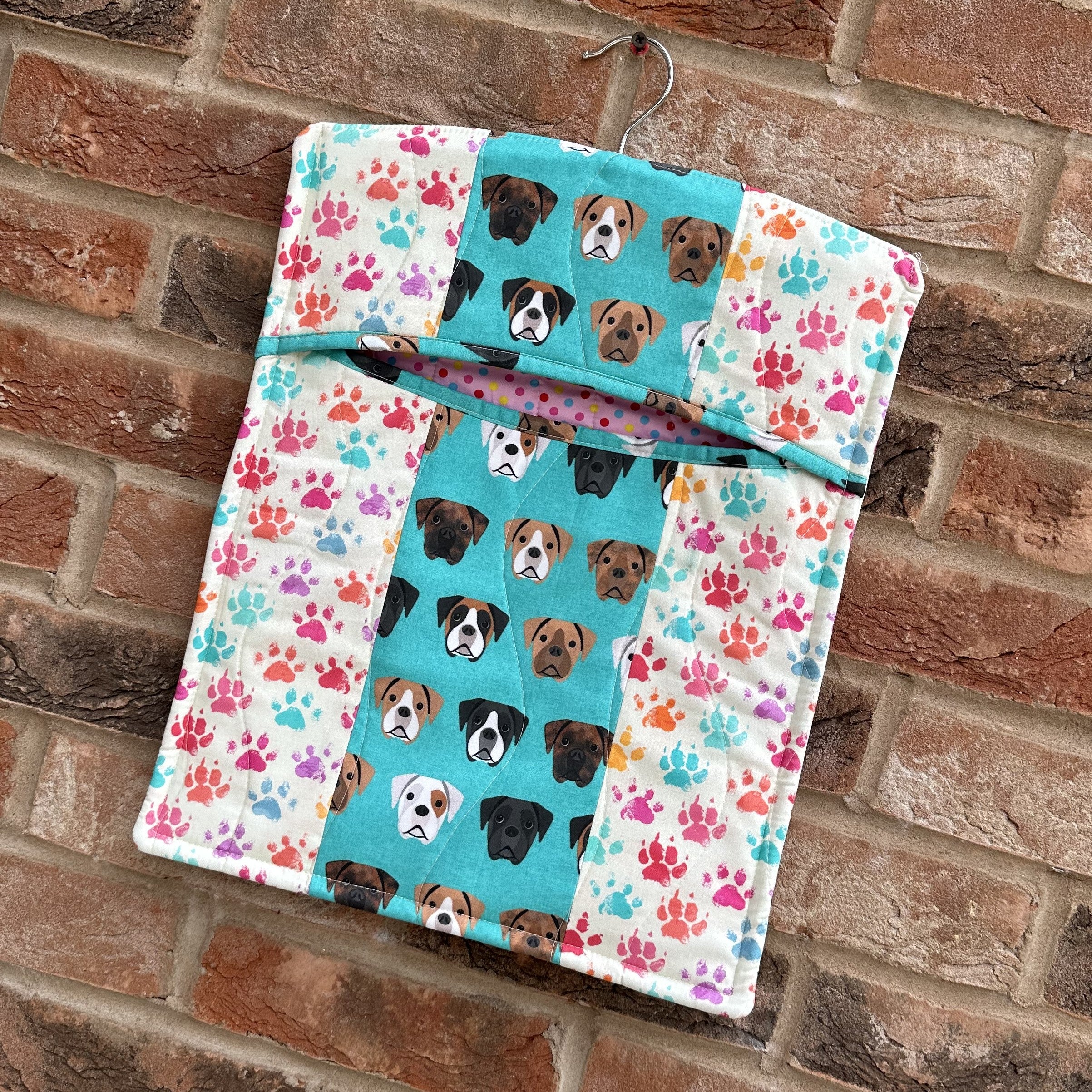 Boxer Dog Quilted Peg Bag – Pink or Turquoise